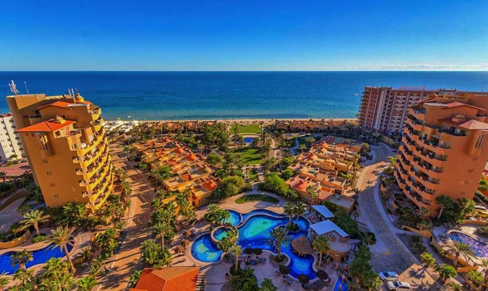 Condominio frente al mar